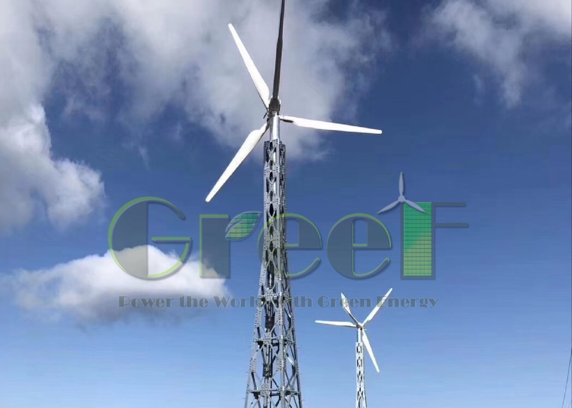 ऑटो ब्रेक स्टॉप विधि एफआरपी ब्लेड और 5-30kW नामित शक्ति के साथ क्षैतिज पवन टरबाइन