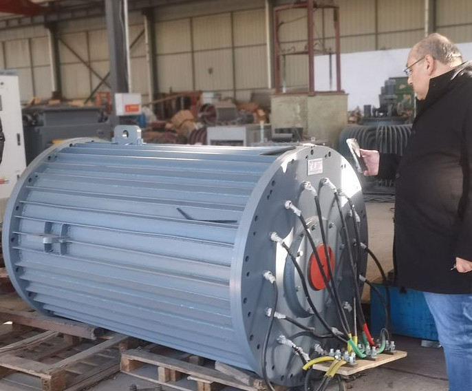 1MW 380Vac मुक्त ऊर्जा कम स्टार्ट टॉर्क हाइड्रो टरबाइन जनरेटर 3MW 5MW