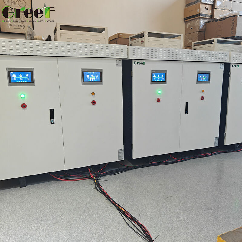 ग्रिड निगरानी और ऊर्जा प्रबंधन समाधानों के लिए 5 वर्ष की वारंटी के साथ ग्रिड नियंत्रक पर एलसीडी टच स्क्रीन