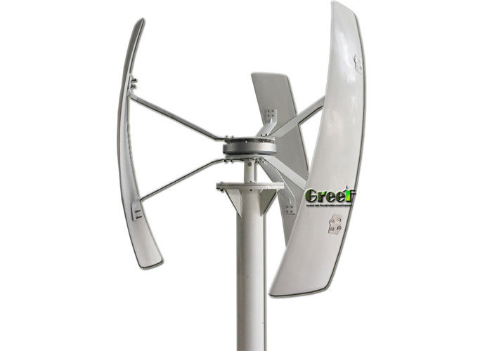 24-380Vac वोल्टेज वर्टिकल एक्सिस विंड टर्बाइन 3 ब्लेड -40-50C तापमान के लिए एफआरपी सामग्री